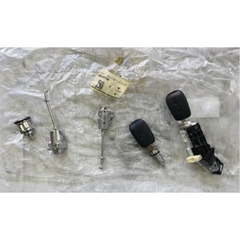 KONTAK ANAHTAR SETİ 806015773R SANDERO JOGGER